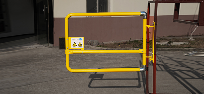Cancello di sicurezza a chiusura automatica