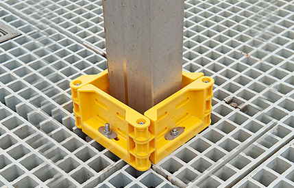 Collegamenti per pedana di sicurezza (Toeboard Links)